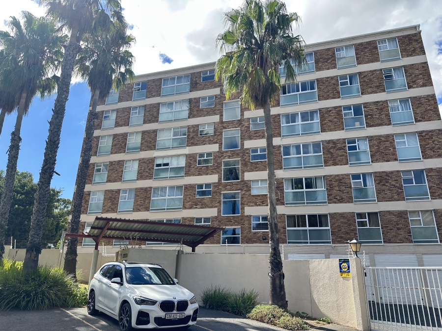 2 Bedroom Property for Sale in Wynberg Upper Western Cape